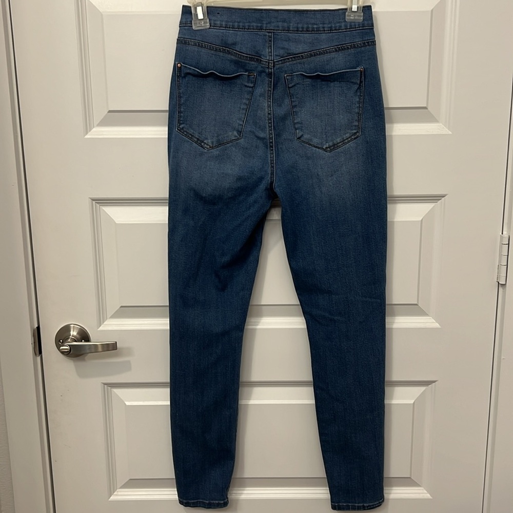 Jeans - Picture 4 of 4